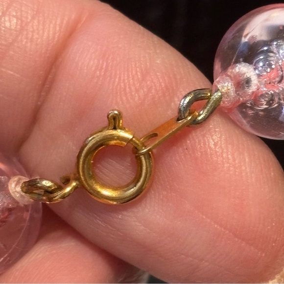 Vintage pink bubble lucite beaded necklace - Picture 6 of 7